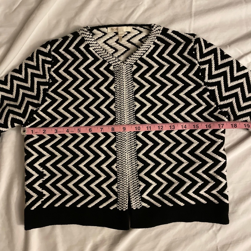 Sweater - Picture 4 of 6